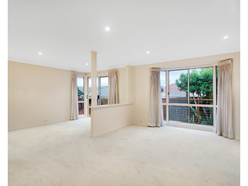 2/5 Florence Avenue, Point Frederick NSW 2250