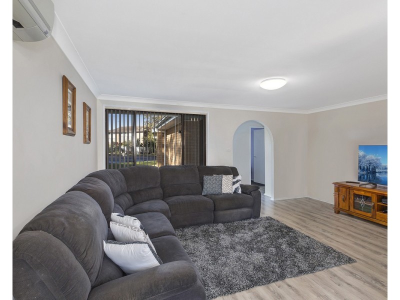 2 Kimberley Street, Gorokan NSW 2263