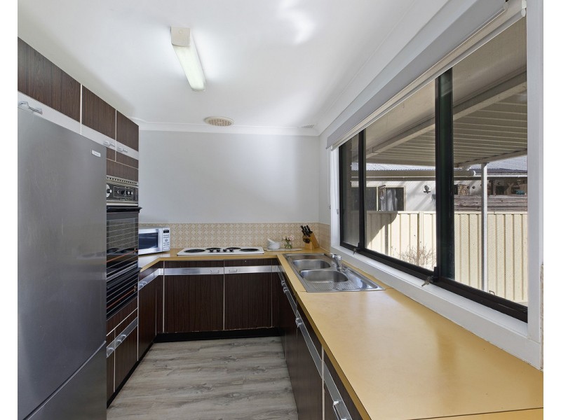 2 Kimberley Street, Gorokan NSW 2263