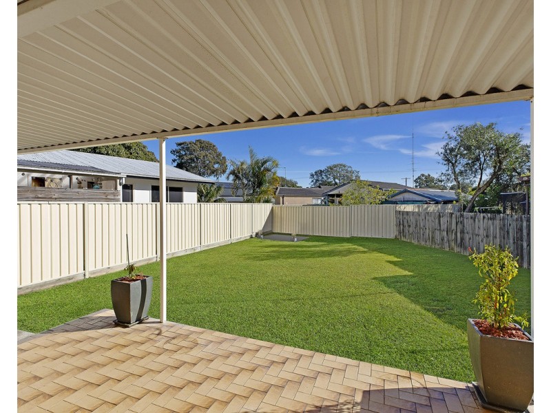 2 Kimberley Street, Gorokan NSW 2263