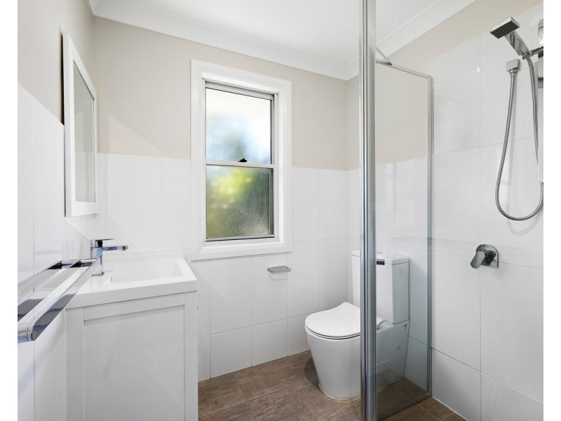 1/42 Wells Street, East Gosford NSW 2250