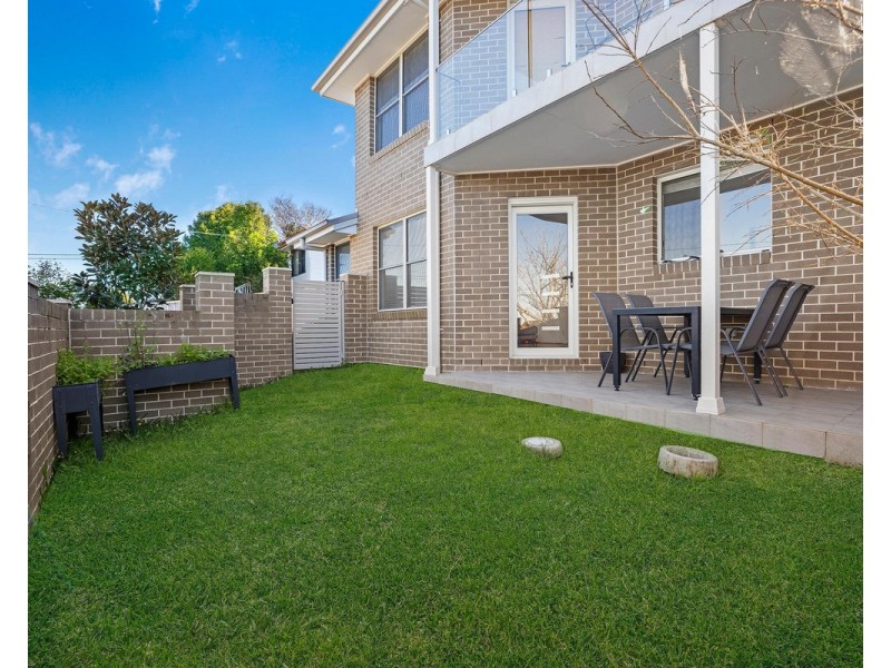 1/42 Wells Street, East Gosford NSW 2250