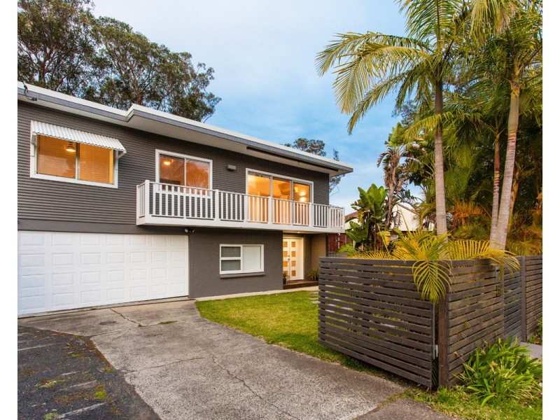 54 Patrick Crescent, Saratoga NSW 2251