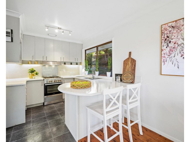 6 Gregory Street, Wyoming NSW 2250