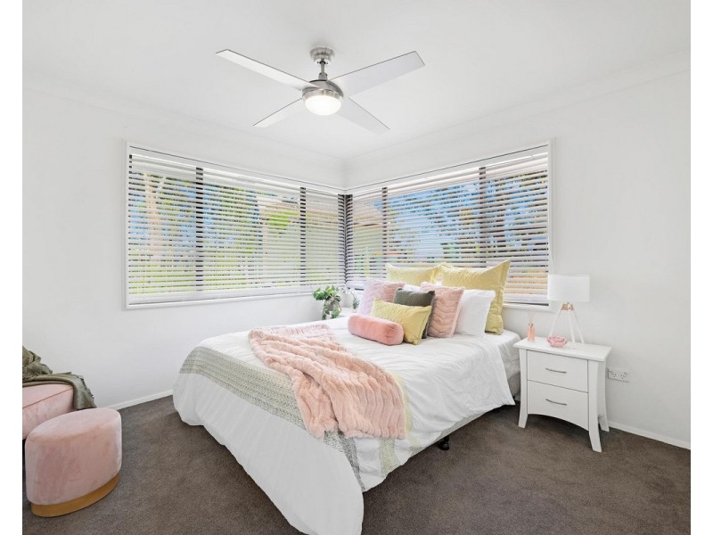 6 Gregory Street, Wyoming NSW 2250