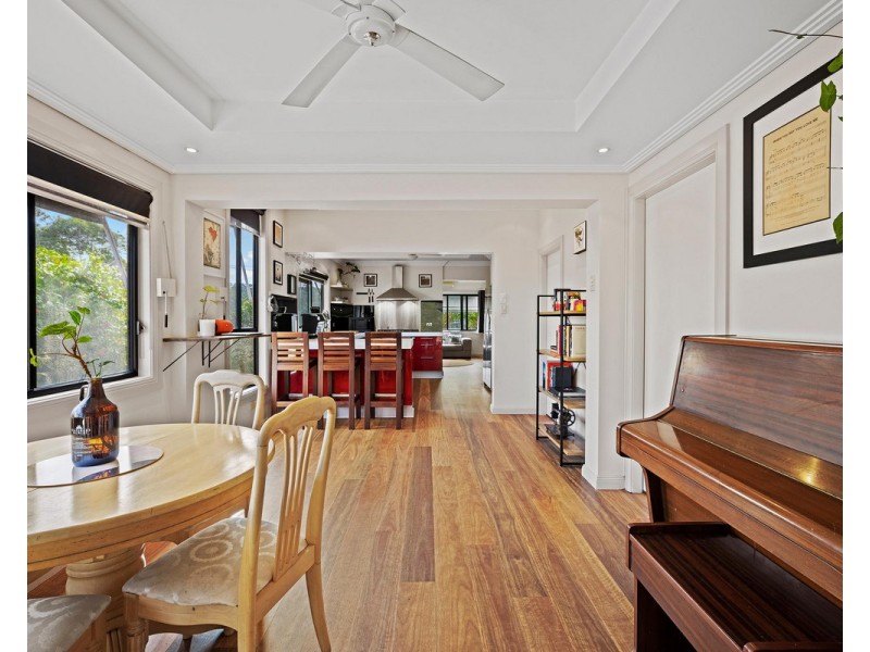 71 Renwick Street, Wyoming NSW 2250