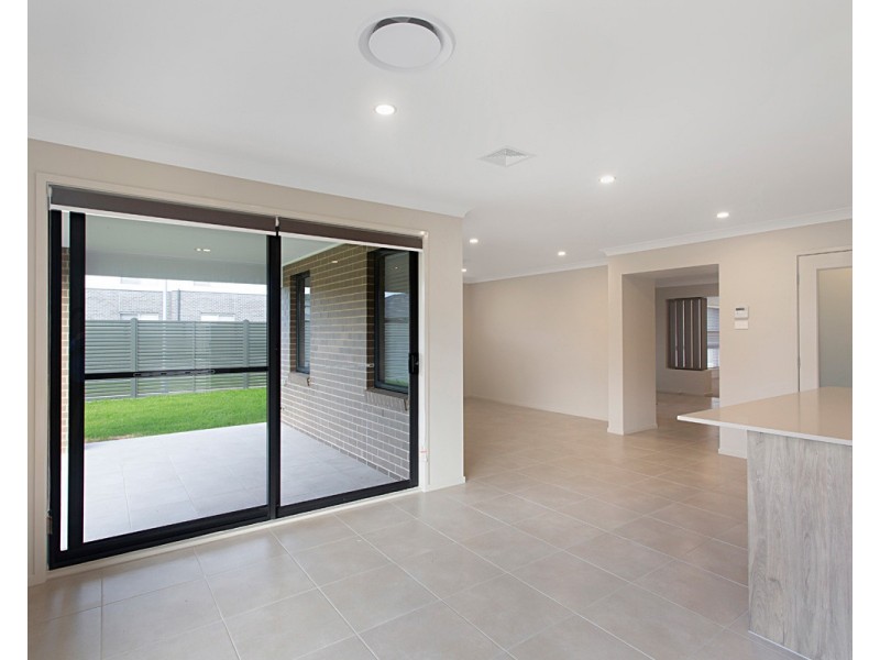 36 Mistview Circuit, Forresters Beach NSW 2260