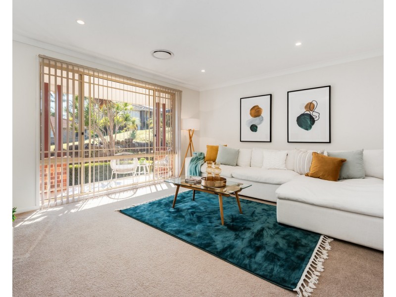 8 Crestview Place, Lisarow NSW 2250