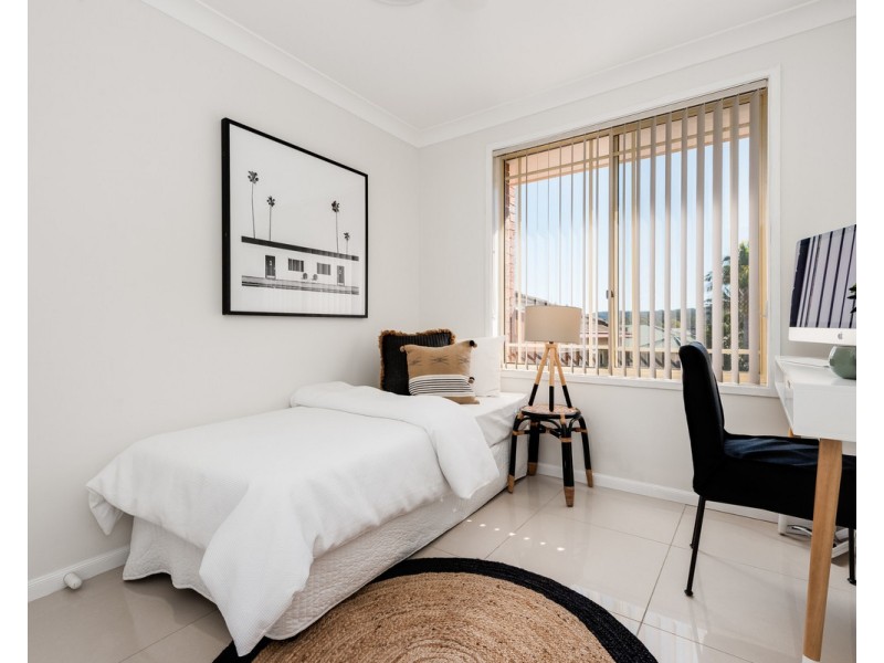 8 Crestview Place, Lisarow NSW 2250