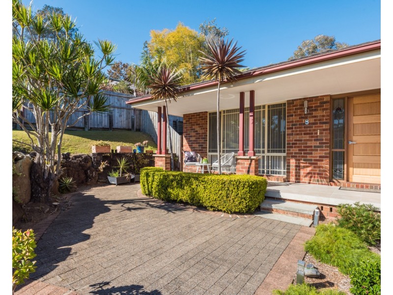 8 Crestview Place, Lisarow NSW 2250