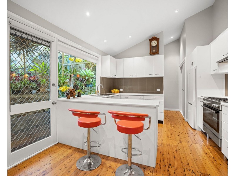 24 Maple Street, Wyoming NSW 2250