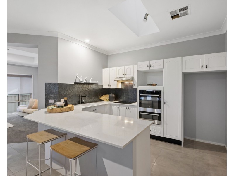 14 Bronzewing Drive, Erina NSW 2250