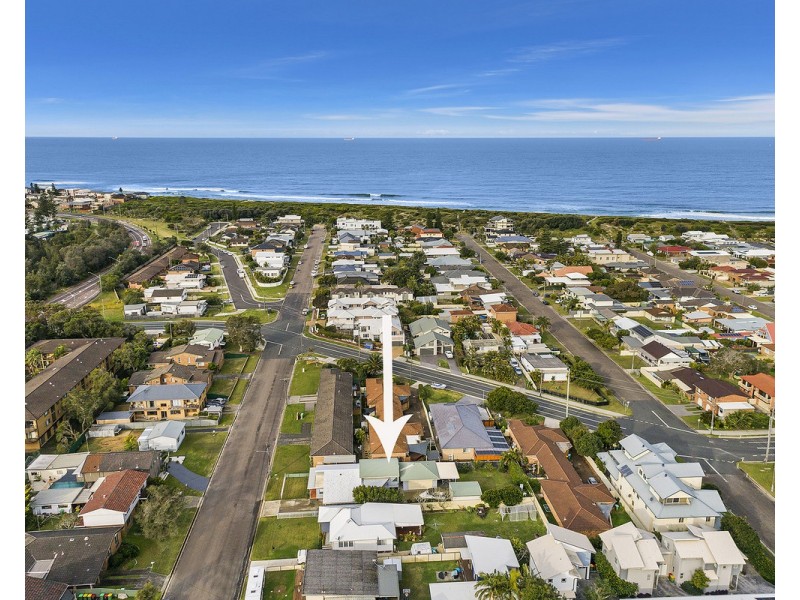 25 Coogee Avenue, The Entrance North NSW 2261