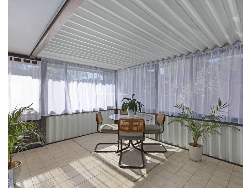 9 Haynes Street, Wyoming NSW 2250