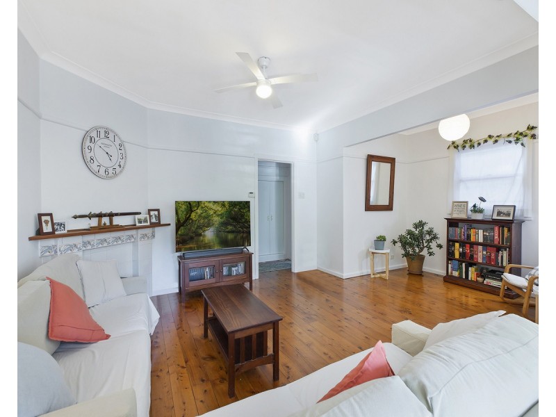 184 Gertrude Street, North Gosford NSW 2250