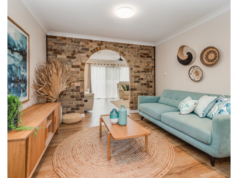 18 Small Street, Wyoming NSW 2250