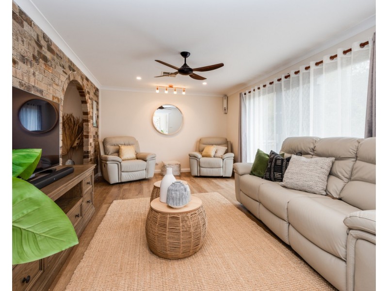 18 Small Street, Wyoming NSW 2250