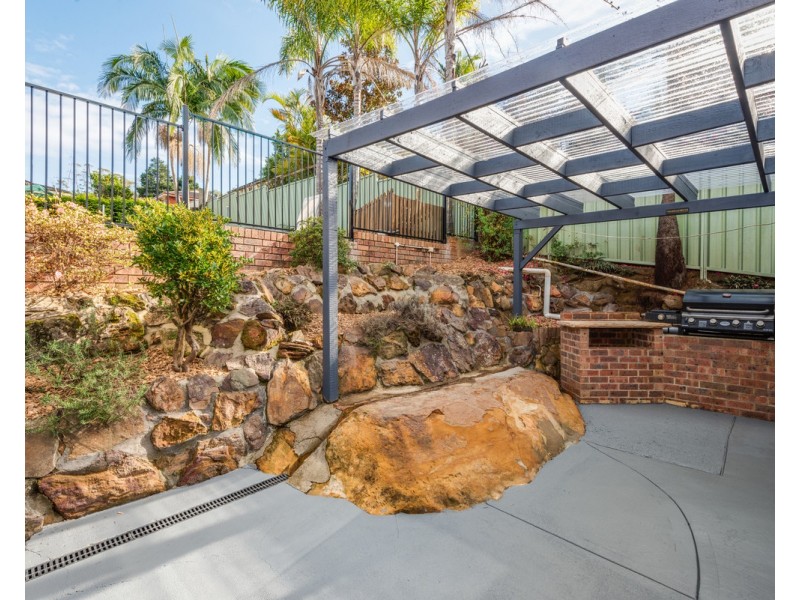 18 Small Street, Wyoming NSW 2250