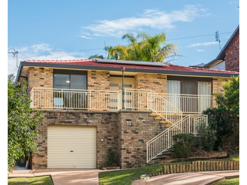 18 Small Street, Wyoming NSW 2250