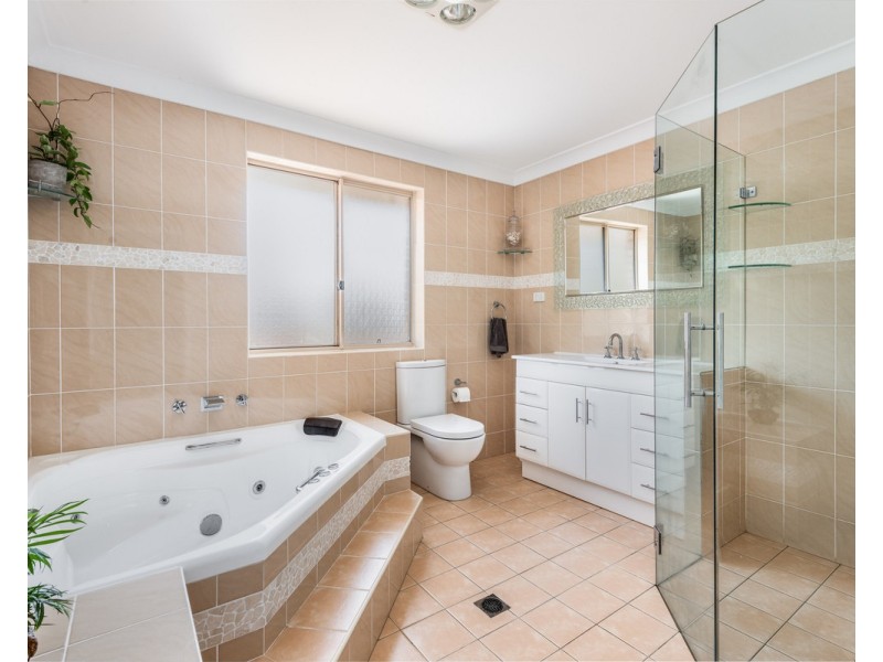 19 Hillgrove Close, Ourimbah NSW 2258