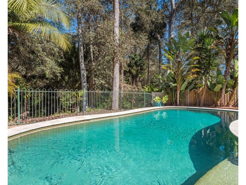 6 Coulter Road, Wyoming NSW 2250