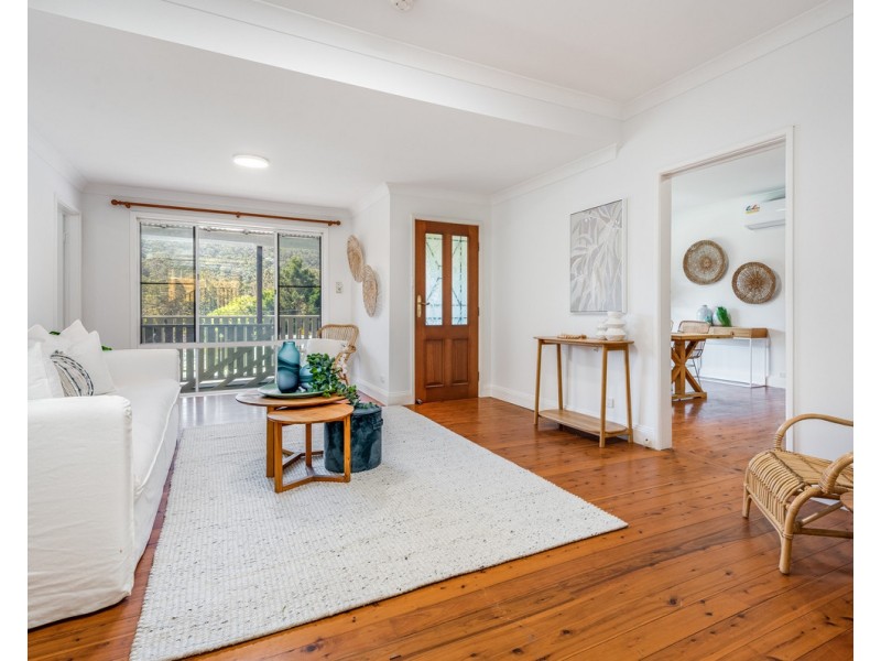 12 Hakea Close, Wyoming NSW 2250