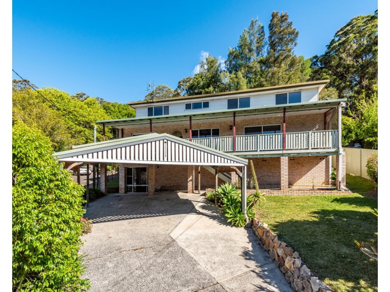 12 Hakea Close, Wyoming NSW 2250