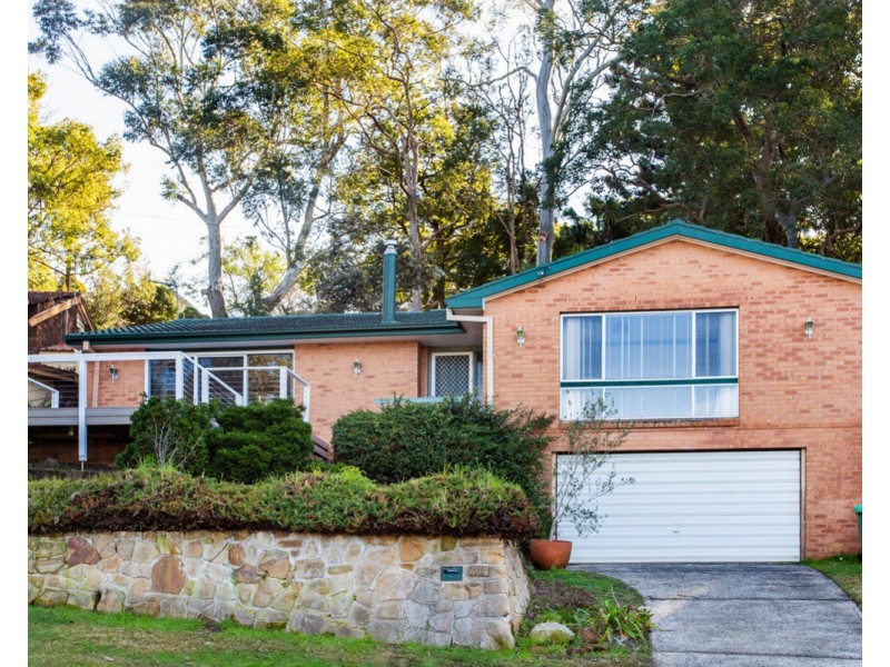 33 Gregory Street, Wyoming NSW 2250