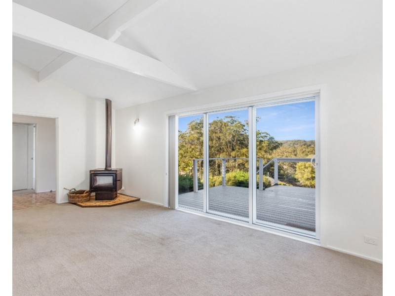 33 Gregory Street, Wyoming NSW 2250