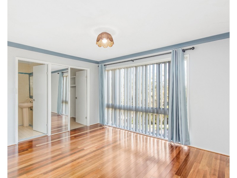 33 Gregory Street, Wyoming NSW 2250