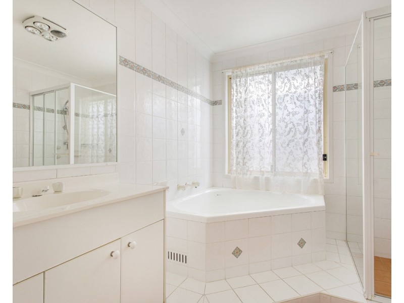 30 Tallowood Crescent, Erina NSW 2250