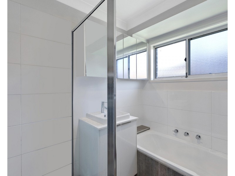 15 Arrawarra Street, Narara NSW 2250