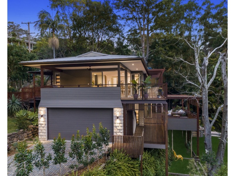 18 Cabbage Tree Avenue, Avoca Beach NSW 2251