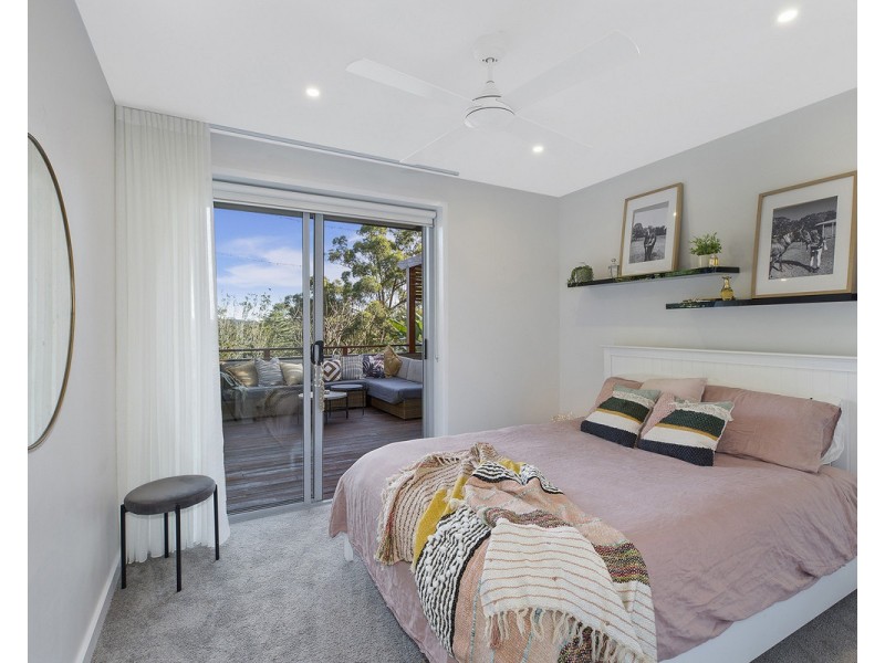 18 Cabbage Tree Avenue, Avoca Beach NSW 2251