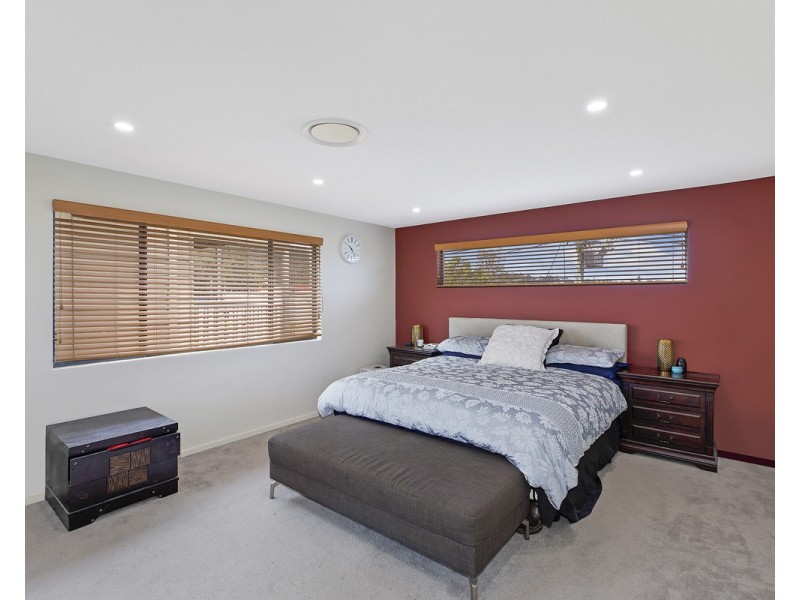 3 Longs Road, Bateau Bay NSW 2261