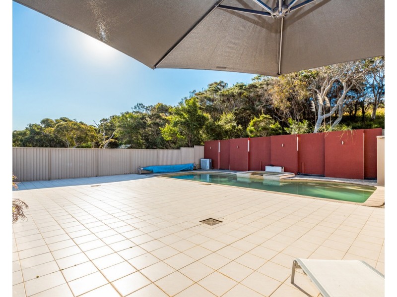3 Longs Road, Bateau Bay NSW 2261