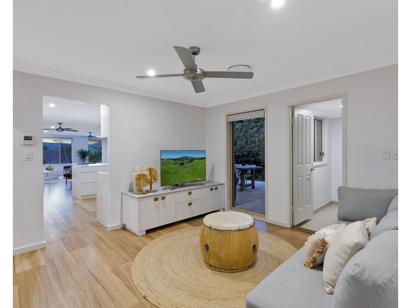 63 Bronzewing Drive, Erina NSW 2250