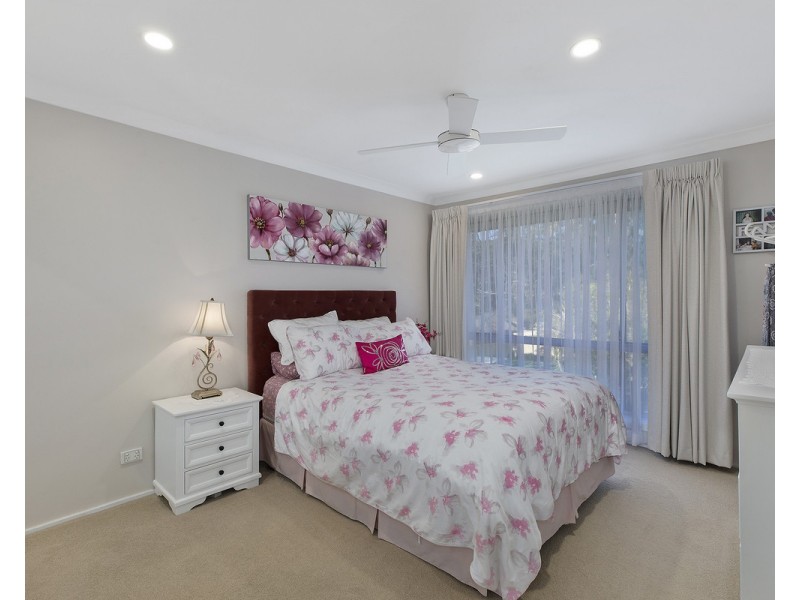 7 Walker Road, Wyoming NSW 2250