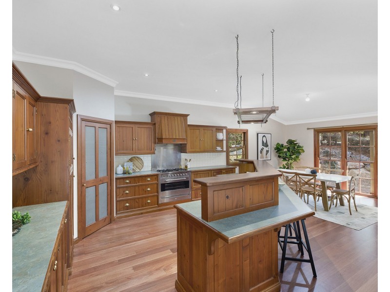 6 Portsmouth Road, Erina NSW 2250