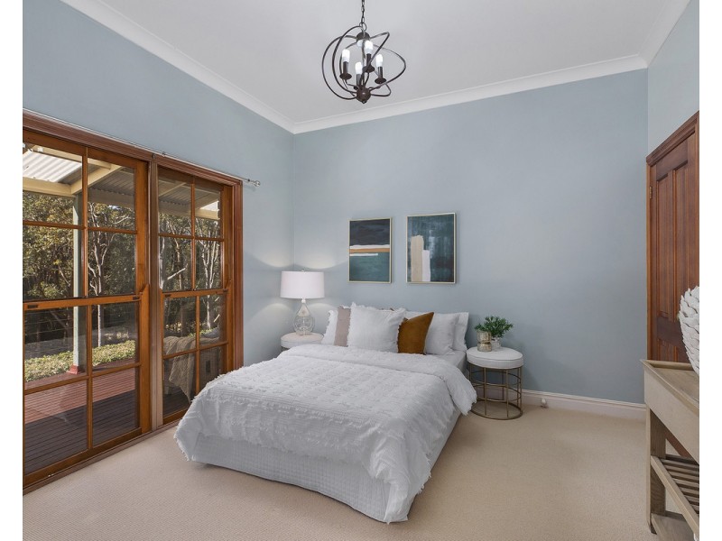 6 Portsmouth Road, Erina NSW 2250