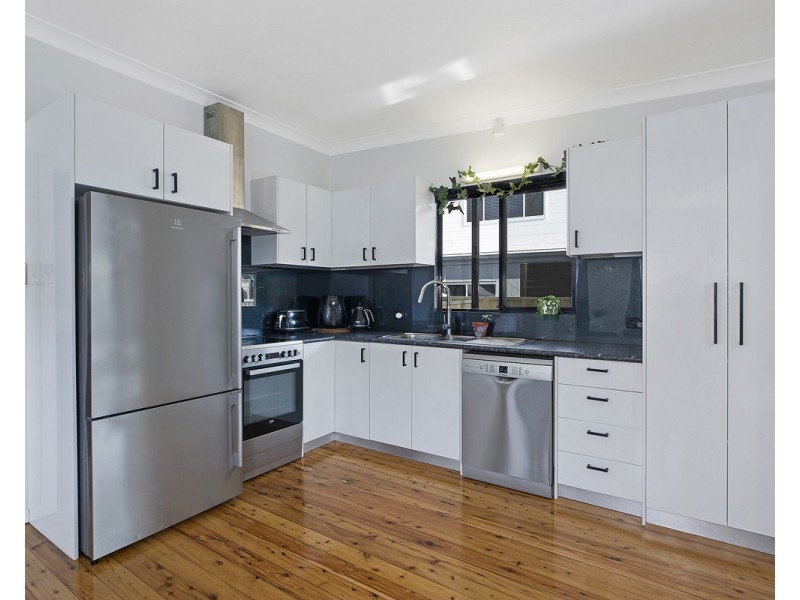 7 Watson Avenue, Tumbi Umbi NSW 2261