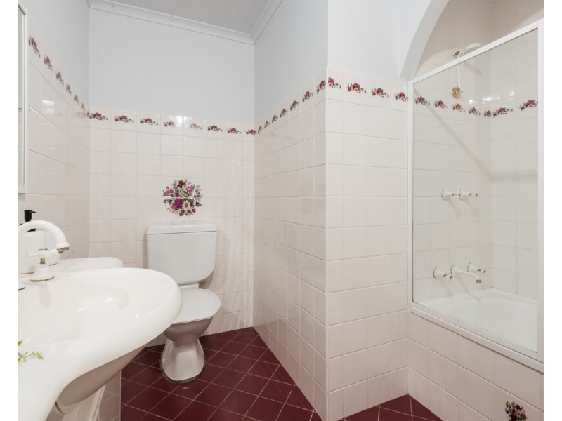 14 Georgia Avenue, Wyoming NSW 2250