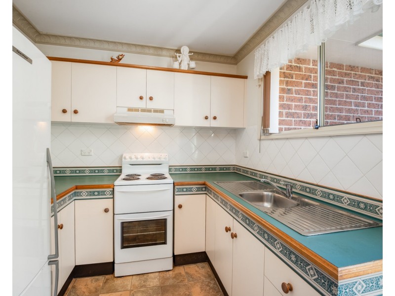 6/31 Cary Street, Wyoming NSW 2250