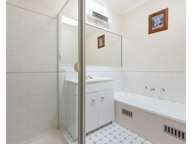 6/31 Cary Street, Wyoming NSW 2250