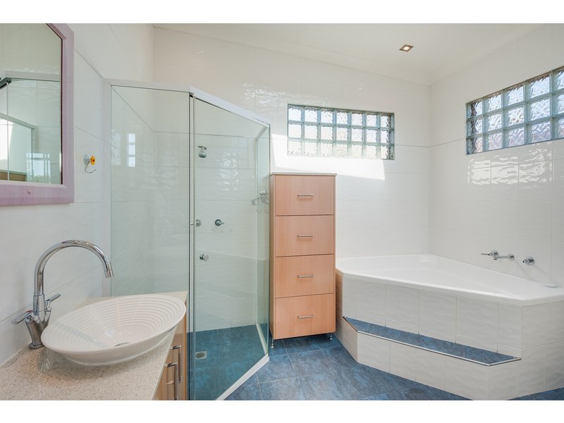 157 Ocean View Drive, Wamberal NSW 2260