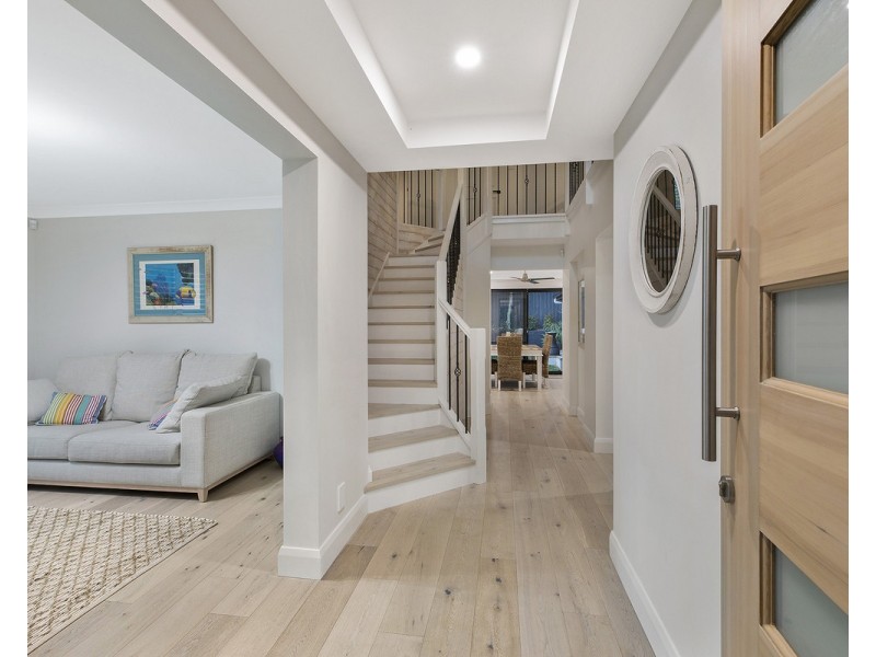 8 Lindford Place, Terrigal NSW 2260