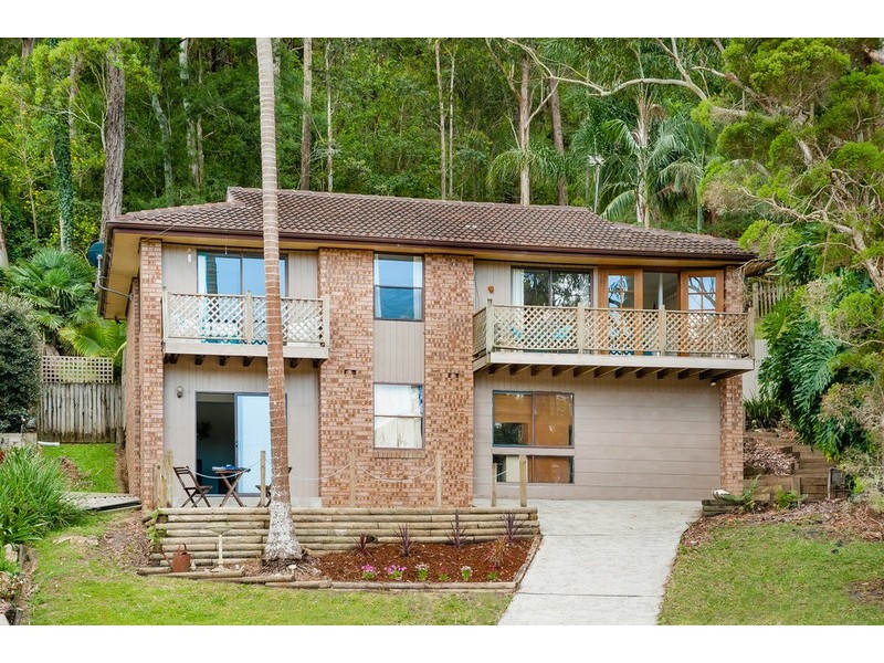 7 Dana Close, Wyoming NSW 2250