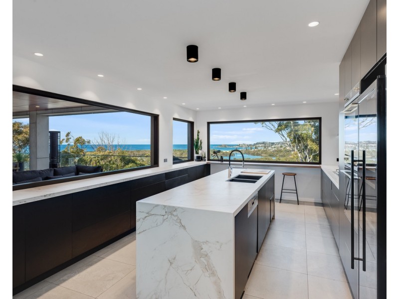 42 Dalpura Road, Wamberal NSW 2260