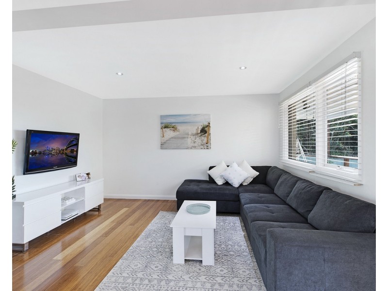 90 Hanlan Street North, Narara NSW 2250