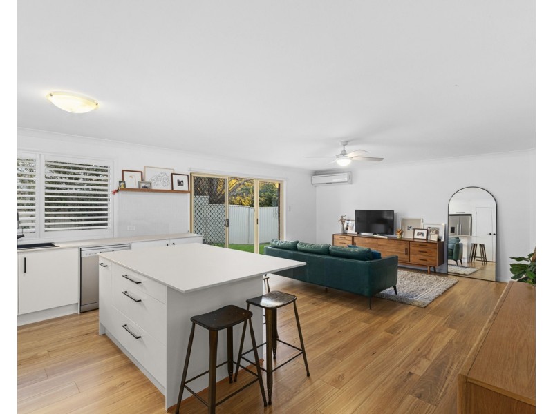 11 Bannister Drive, Erina NSW 2250